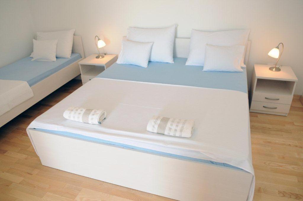 Pavlic Apartments Betina  Oda fotoğraf