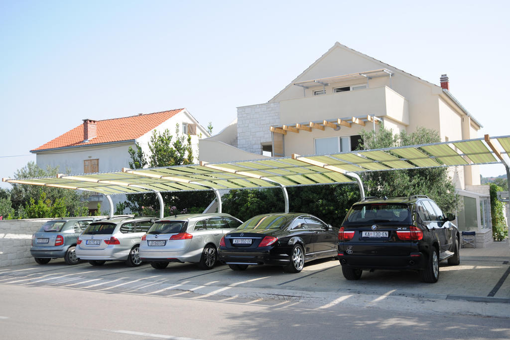 Pavlic Apartments Betina  Dış mekan fotoğraf
