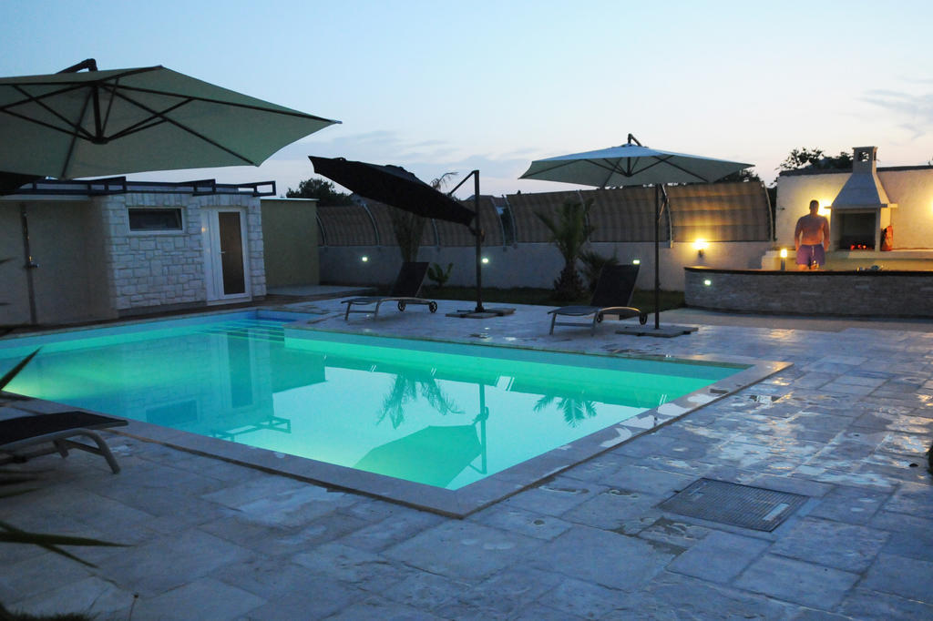 Pavlic Apartments Betina  Dış mekan fotoğraf