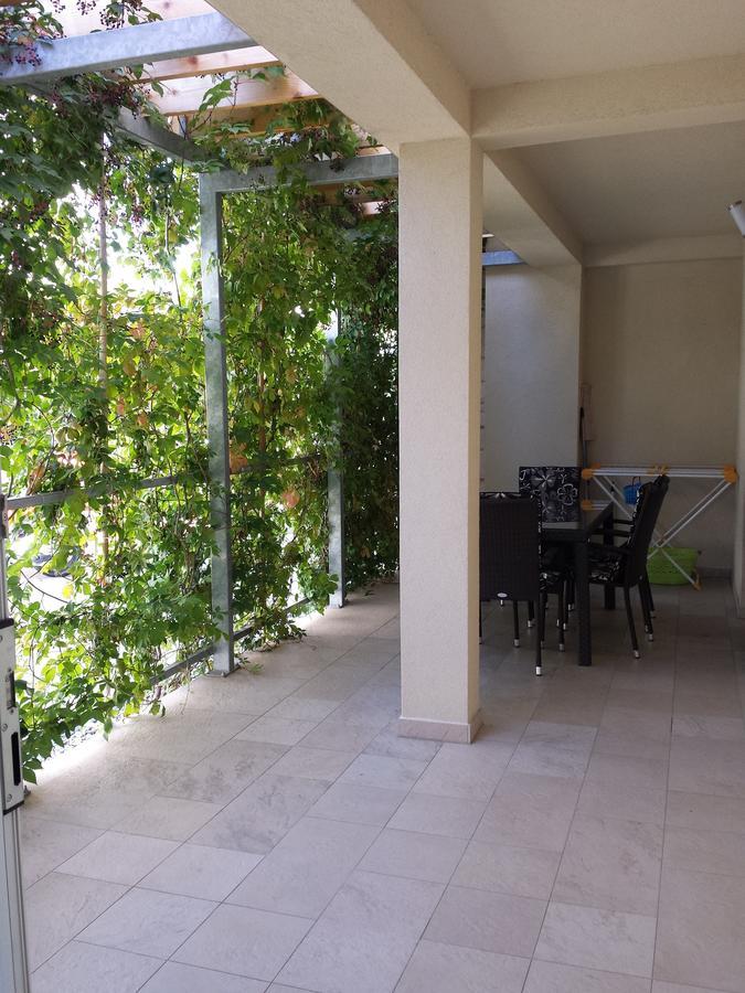 Pavlic Apartments Betina  Dış mekan fotoğraf